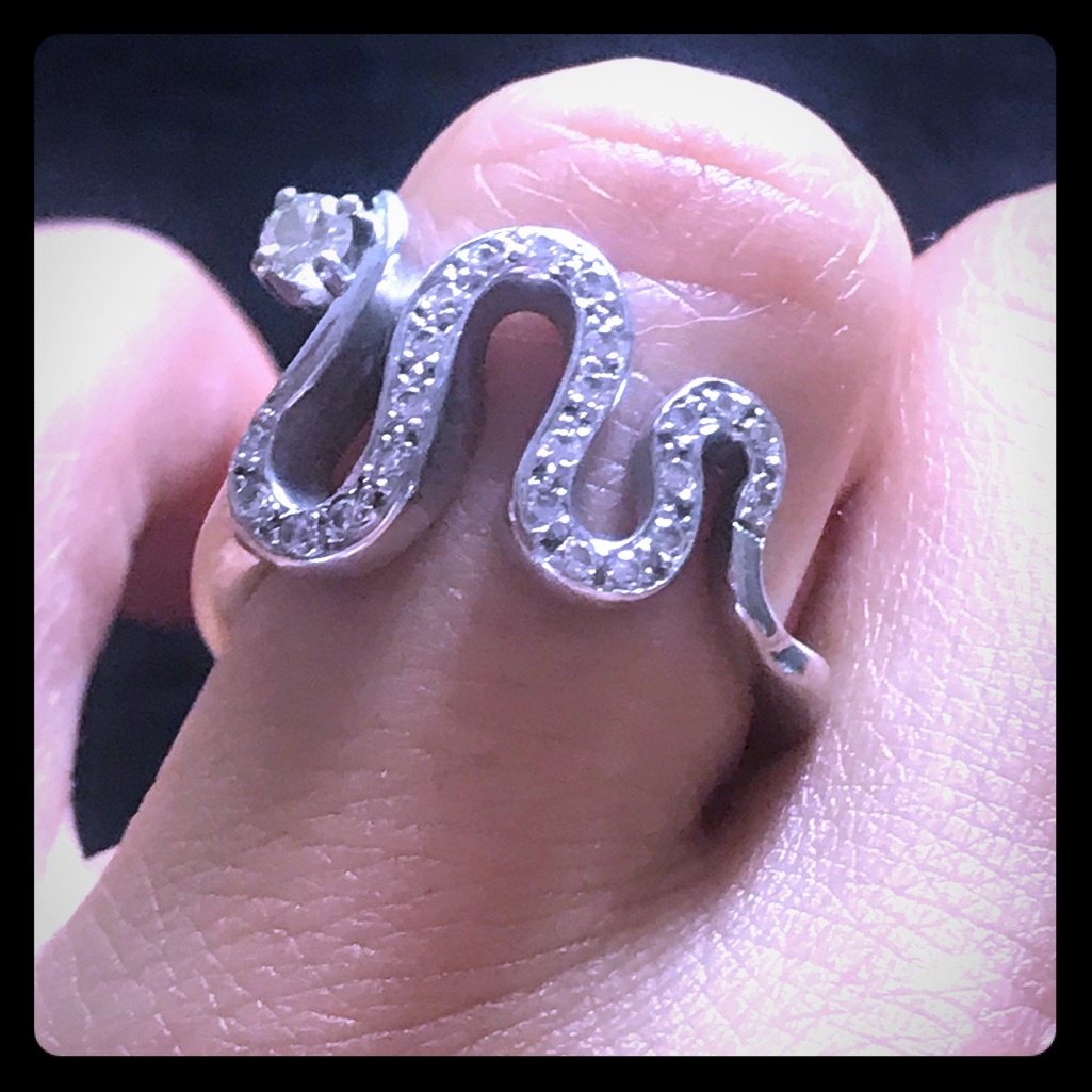 White Gold And Diamonds Ring